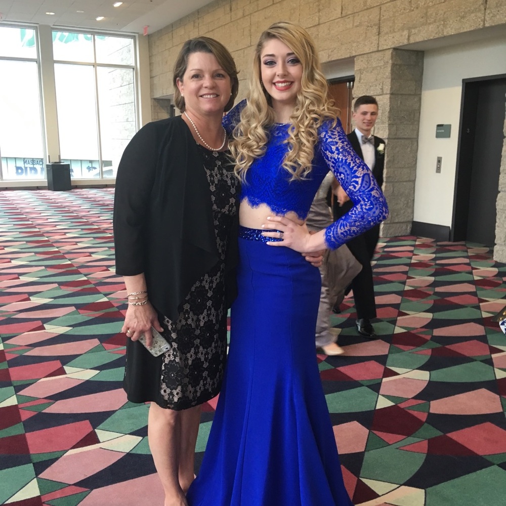 Royal blue Tiffany Prom Dress |Won Prom Queen|